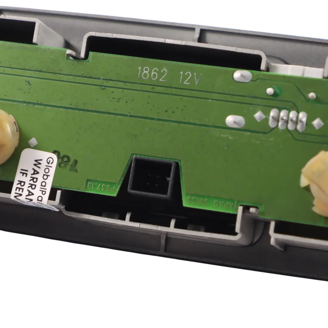 Audi Q7 4L Interruptor unidad lectura trasera techo interior - SKU 4L0947112A - Número de pieza 4L0947112A