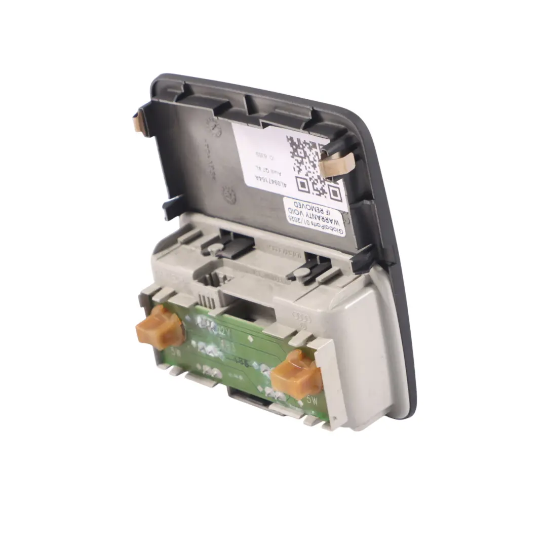 Dach Leuchte Innen Beleuchtung Blende Sonen Brillen Ablage für Audi Q7 4L mit Teilenummer 4L0947164A Audi Q7 4L Dach Leuchte Innen Beleuchtung Blende Sonen Brillen Ablage - SKU 4L0947164A - Teilenummer 4L0947164A