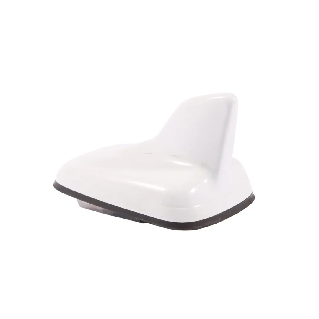 Antenne de toit pour Shark Glacier White Pearl - S9R pour Audi A4 B9 à propos du numéro de pièce 4M0035503K Audi A4 B9 Antenne de toit pour Shark Glacier White Pearl - S9R - SKU 4M0035503K-MGW - Numéro de pièce 4M0035503K