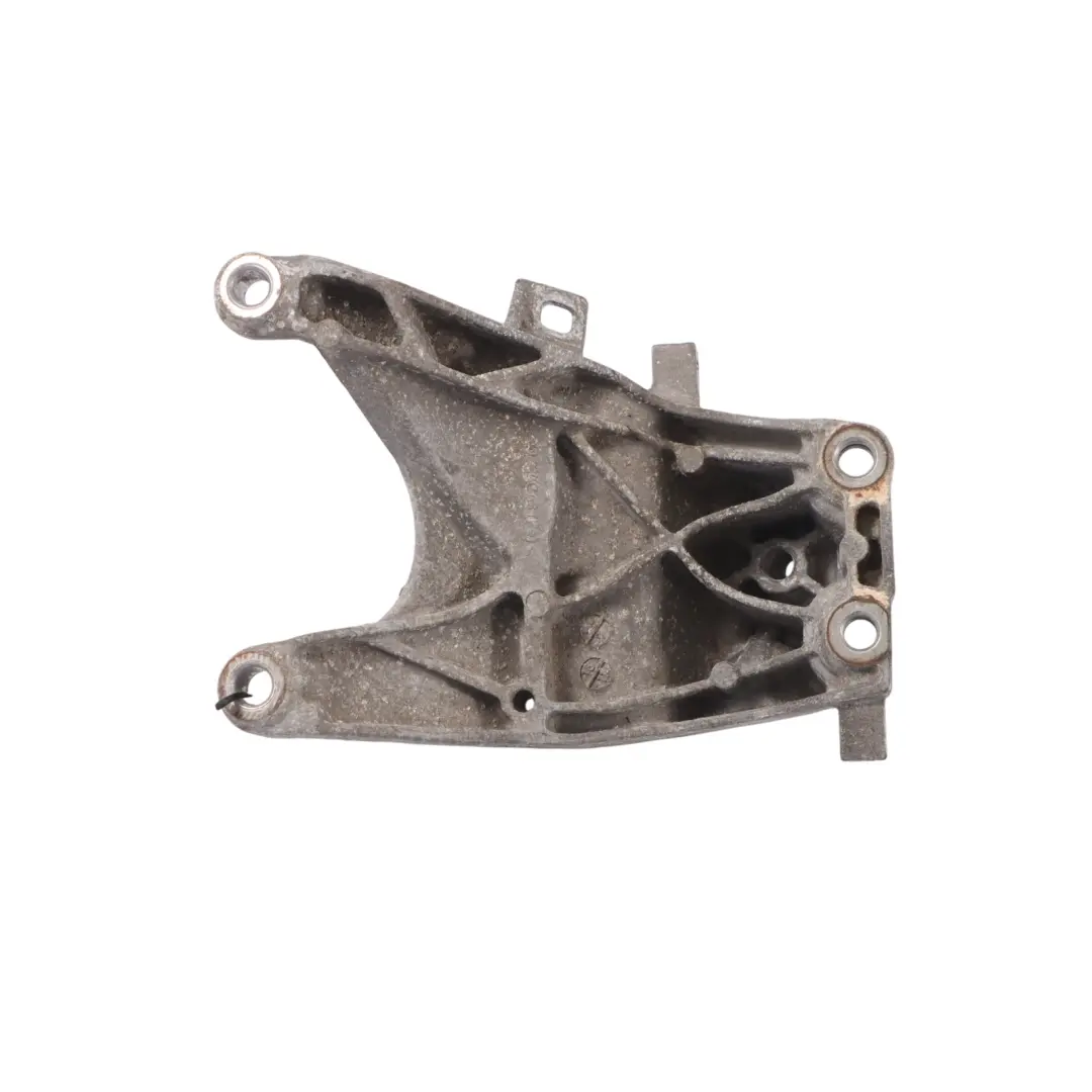 Audi A4 B9 2.0 TDI DETA Support de montage de moteur diesel droit - SKU 4M0199308AD - Numéro de pièce 4M0199308AD