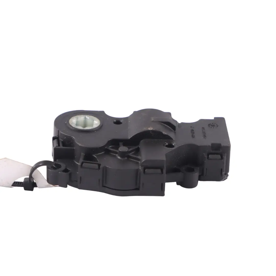 Moteur servo de climatisation de boîte de chauffage pour Audi Q5 FY à propos du numéro de pièce 4M0820511A Audi Q5 FY Moteur servo de climatisation de boîte de chauffage - SKU 4M0820511A - Numéro de pièce 4M0820511A