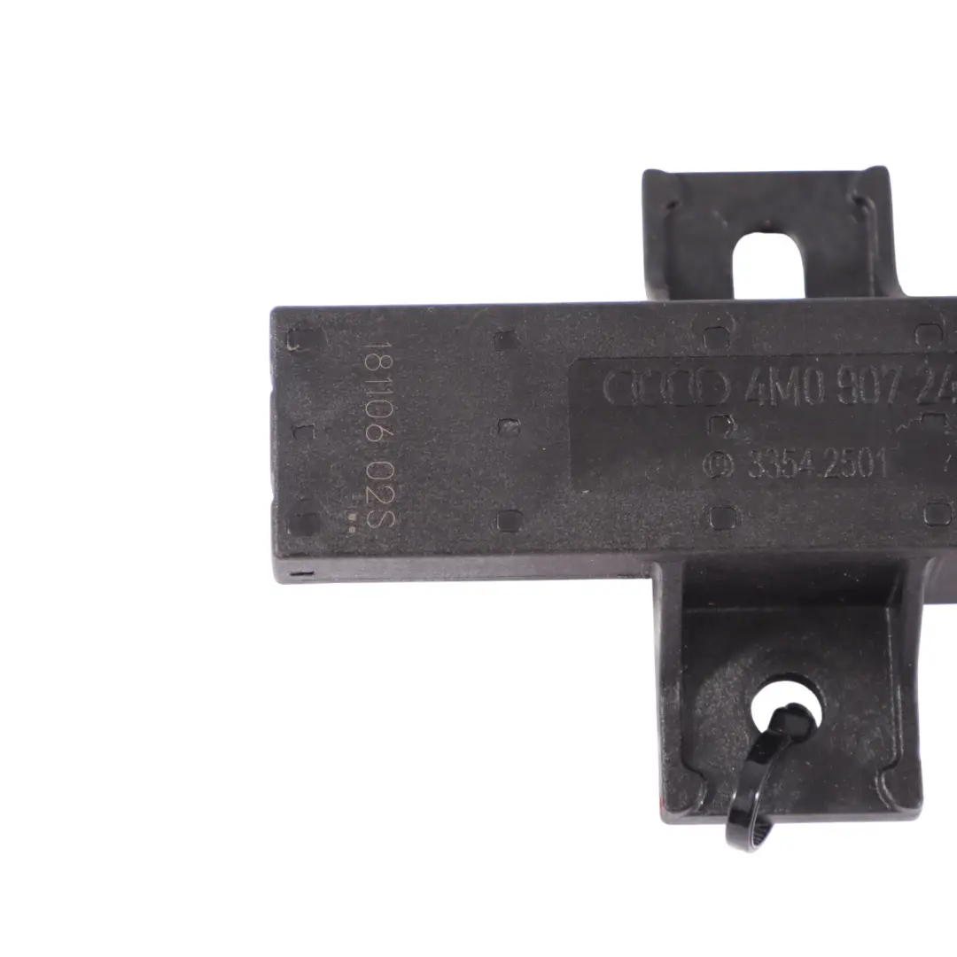 Audi A4 B9 A5 F5 Keyless Entry Amplifier Control Box Module Antenna - SKU 4M0907247 - Part number 4M0907247