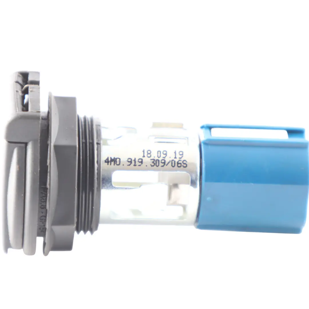 Wtyczka Gniazdo Zapalniczki 12V do Audi A3 8V A4 B9 Q7 4L o numerze 4M0919309C Audi A3 8V A4 B9 Q7 4L Wtyczka Gniazdo Zapalniczki 12V - SKU 4M0919309C-1 - Numer Części 4M0919309C