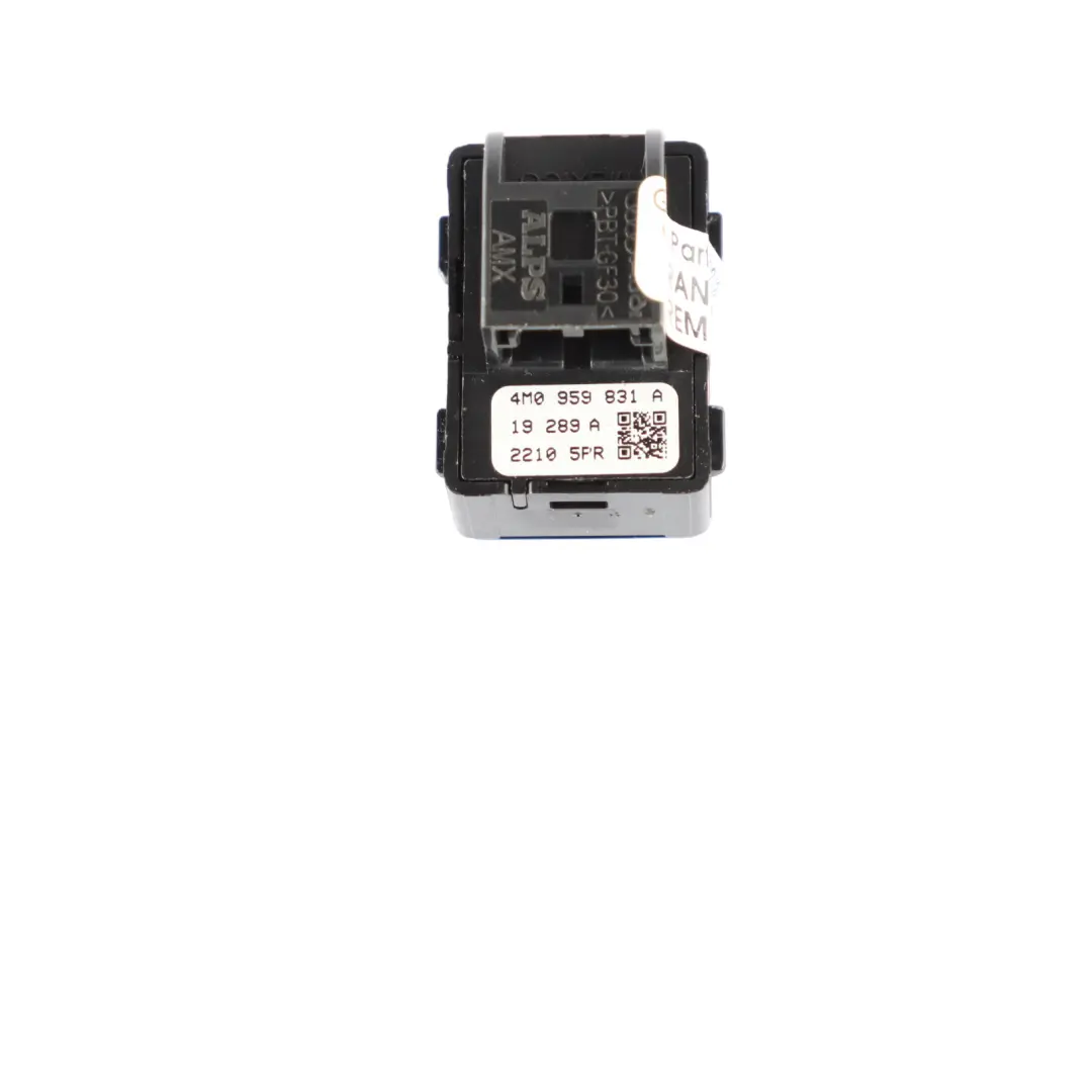 Audi A4 B9 Bouton de hayon pour l'ouverture du coffre - SKU 4M0959831A - Numéro de pièce 4M0959831A