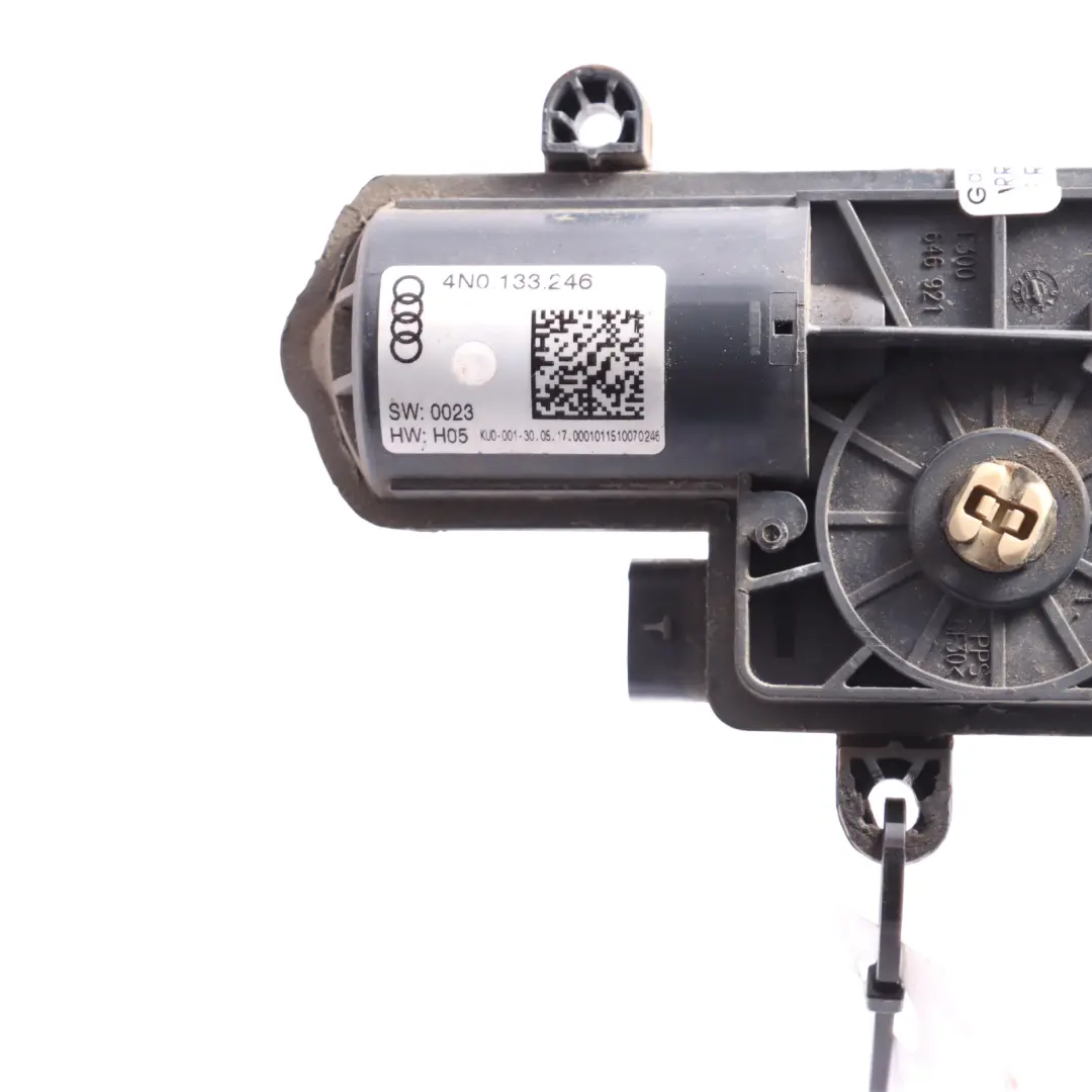 Tapa De Escape Audi A4 A5 A6 A7 A8 Q5 Q7 Q8 S3 8Y Motor Actuador - SKU 4N0133246 - Número de pieza 4N0133246