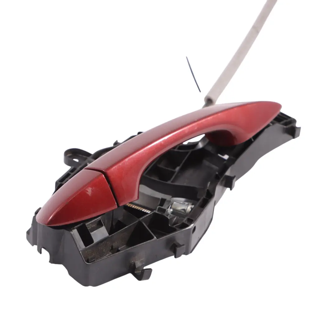 Maniglia Porta Posteriore Sinistra Rosso Mirtillo - A3R per Volkswagen Golf SV con numero di parte 510837811L Volkswagen Golf SV Maniglia Porta Posteriore Sinistra Rosso Mirtillo - A3R - SKU 510837811L-CRE - Numero di parte 510837811L