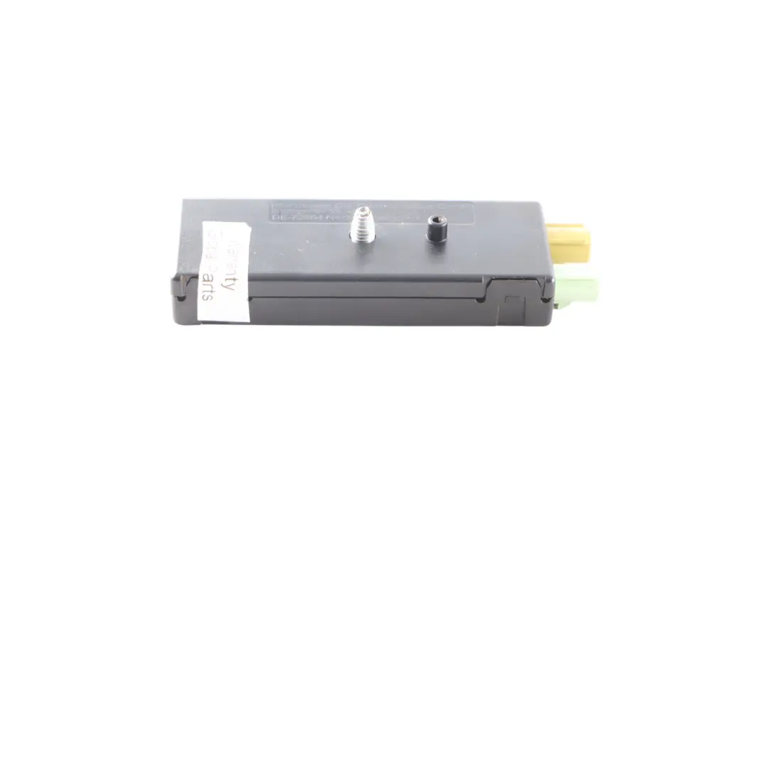 Antenna Amplifier Diversity Signal Booster to Mini F55 F56 F57 F60 with Part number 5A58958 Mini F55 F56 F57 F60 Antenna Amplifier Diversity Signal Booster - SKU 5A58958 - Part number 5A58958