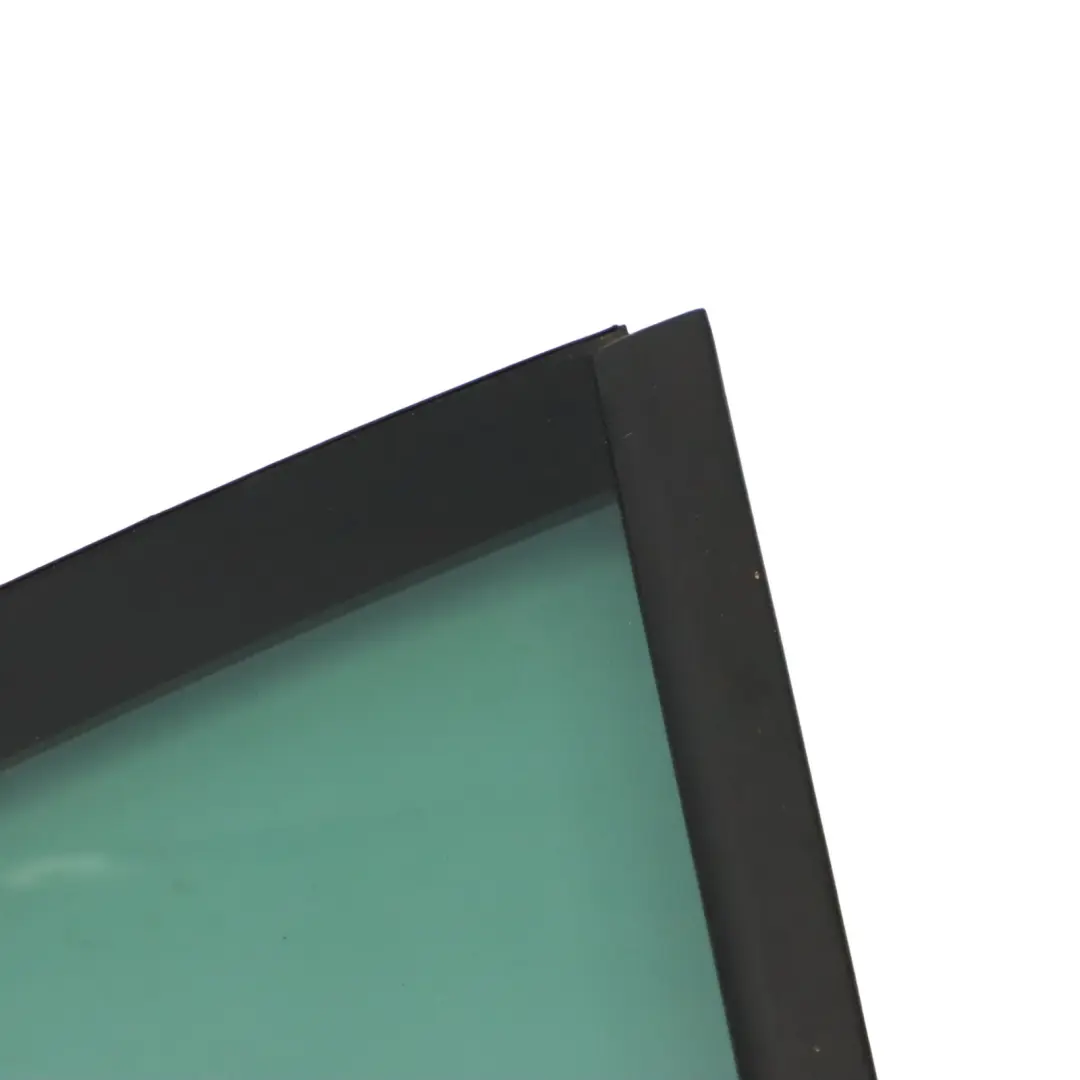 Hintere Tür Glas Quartal AS3 Rechts für Skoda Octavia 5E Limousine mit Teilenummer 5E5845214G Skoda Octavia 5E Limousine Hintere Tür Glas Quartal AS3 Rechts - SKU 5E5845214G - Teilenummer 5E5845214G