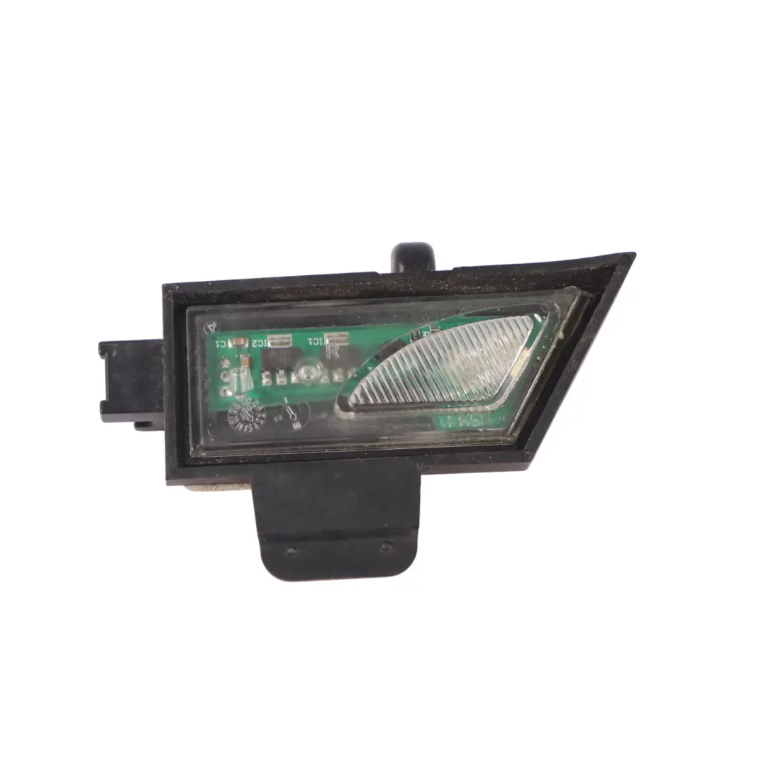 1K Lámpara retrovisor charco derecha lado exterior para Volkswagen Golf con número de pieza 5G0945292 Volkswagen Golf 1K Lámpara retrovisor charco derecha lado exterior - SKU 5G0945292 - Número de pieza 5G0945292