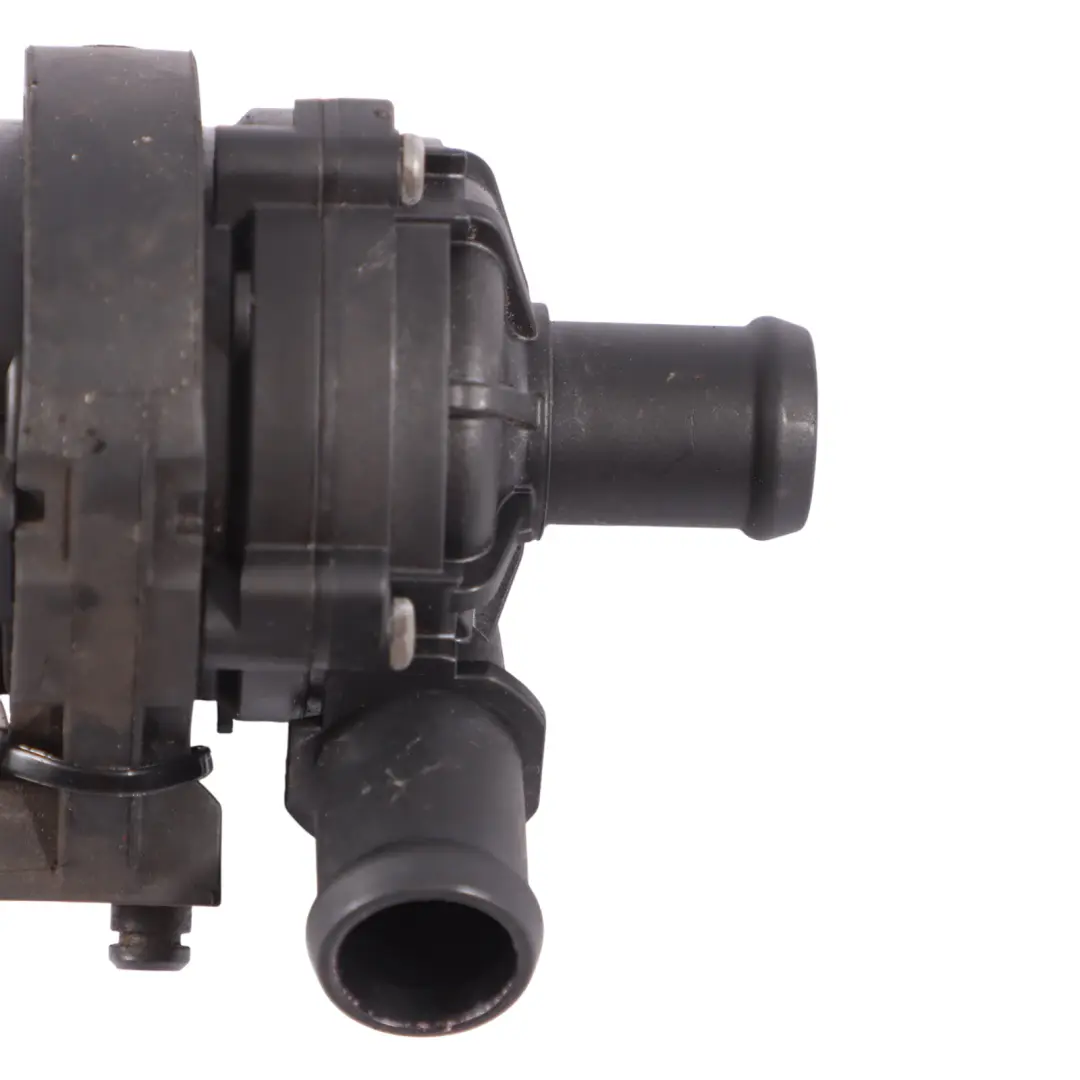  Water Pump Audi A1 8X Volkswagen Golf VII 1.4 TSI Coolant Pump - SKU 5G0965567A - Part number 5G0965567A