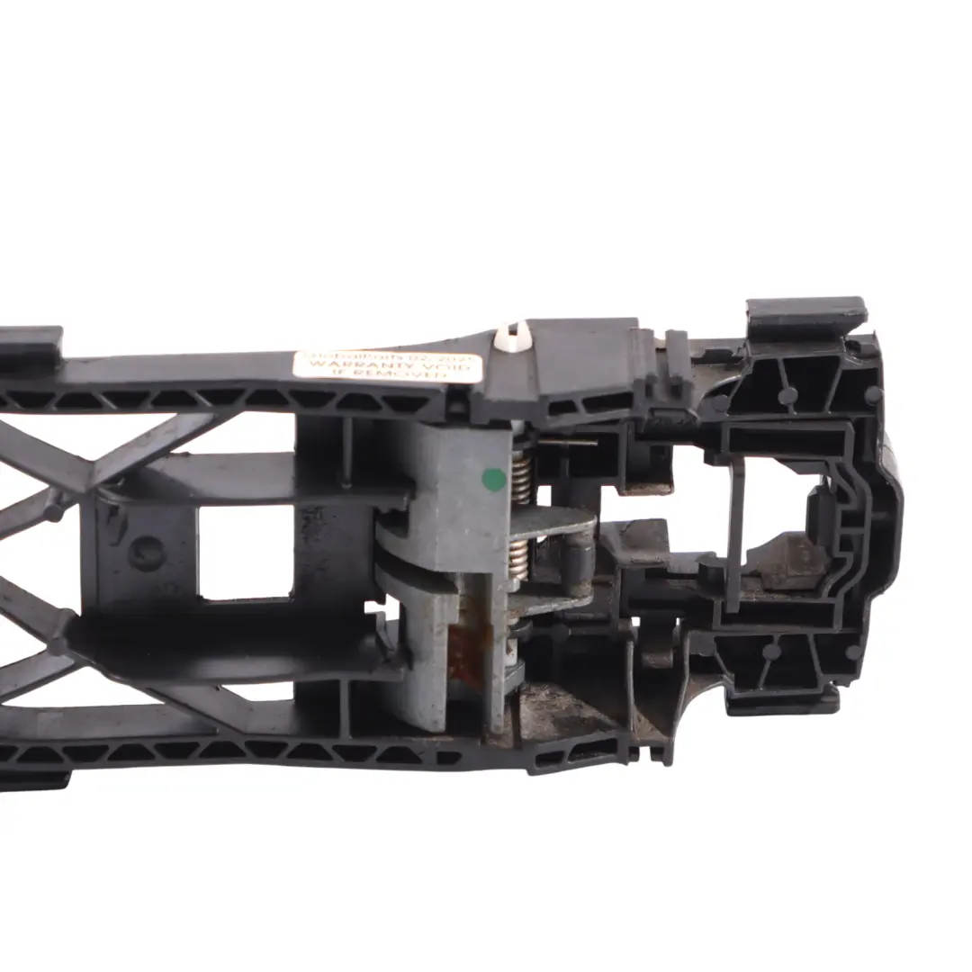 Skoda Octavia 5G Soporte Manija Puerta Delantero Derecho Trasero - SKU 5L0837885C - Número de pieza 5L0837885C