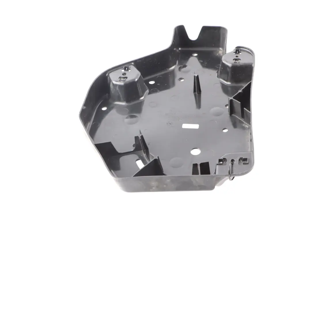 Tapa Inferior Depósito Combustible Diesel para VW Tiguan 5N Audi Q3 8U con número de pieza 5N0131331 VW Tiguan 5N Audi Q3 8U Tapa Inferior Depósito Combustible Diesel - SKU 5N0131331 - Número de pieza 5N0131331