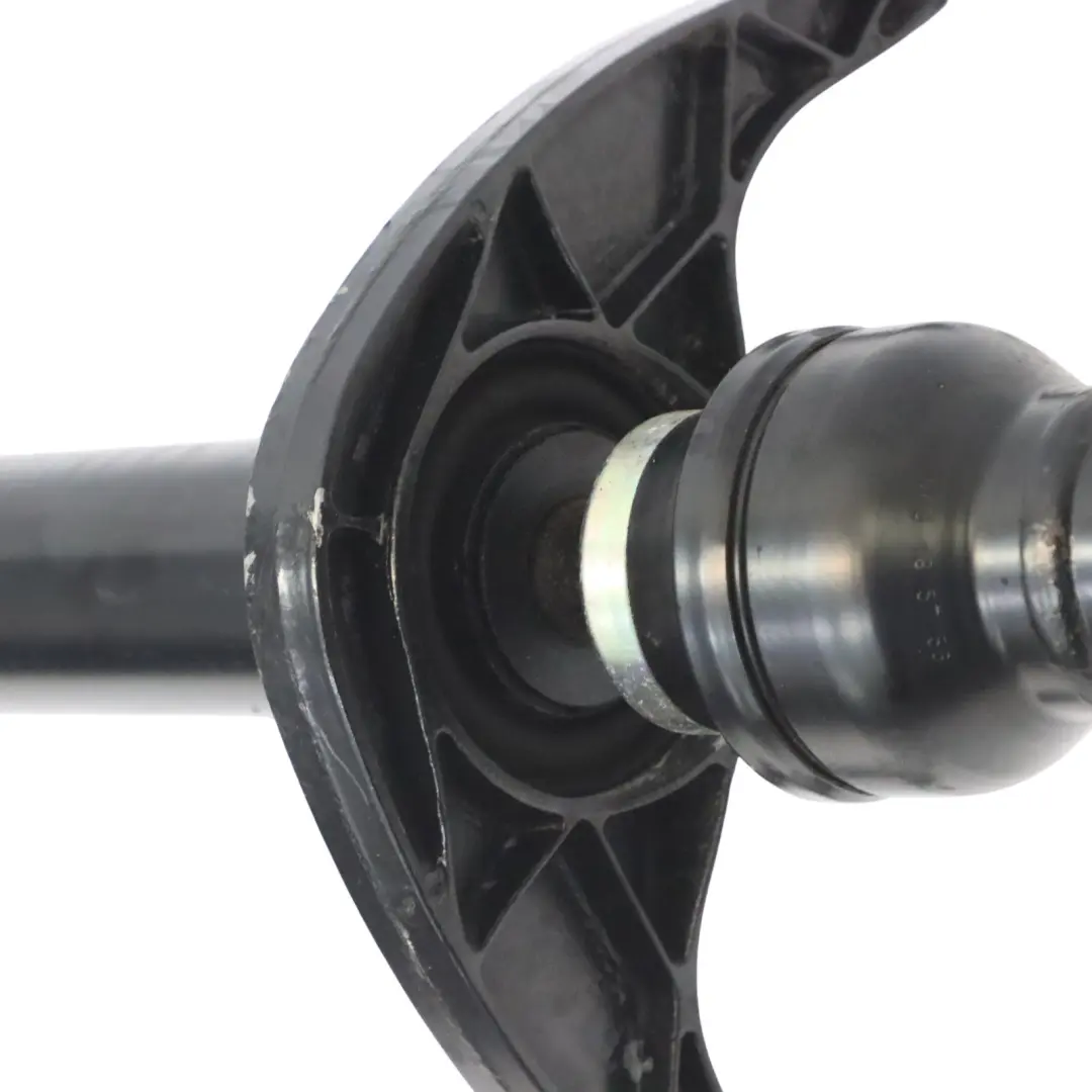 Kardanwelle Antriebswelle Schaltgetriebe für Audi Q3 8U VW Tiguan mit Teilenummer 5N0521101P Audi Q3 8U VW Tiguan Kardanwelle Antriebswelle Schaltgetriebe - SKU 5N0521101P - Teilenummer 5N0521101P