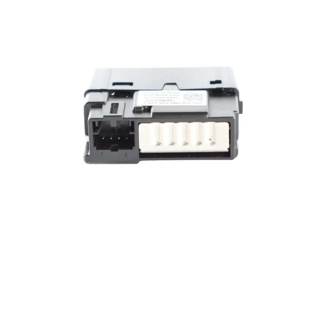 Audi A5 F5 Cache Rangement Console Centrale Prise 12 V Connexion USB - SKU 5Q0035726L - Numéro de pièce 5Q0035726L