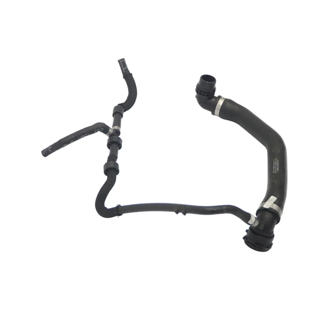 DFGA Tuyau de liquide de refroidissement d'eau pour Audi A3 8V 35 TDI à propos du numéro de pièce 5Q0122101GH Audi A3 8V 35 TDI DFGA Tuyau de liquide de refroidissement d'eau - SKU 5Q0122101GH - Numéro de pièce 5Q0122101GH