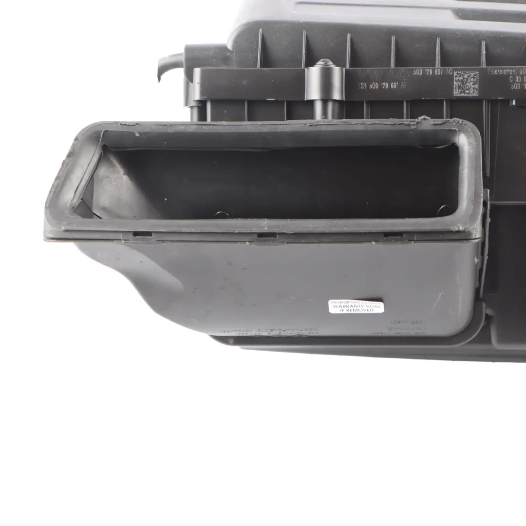 Filter Box Audi A3 8V Golf MK7 Intake Silencer Housing to Air with Part number 5Q0129607AC Air Filter Box Audi A3 8V Golf MK7 Intake Silencer Housing - SKU 5Q0129607AC - Part number 5Q0129607AC