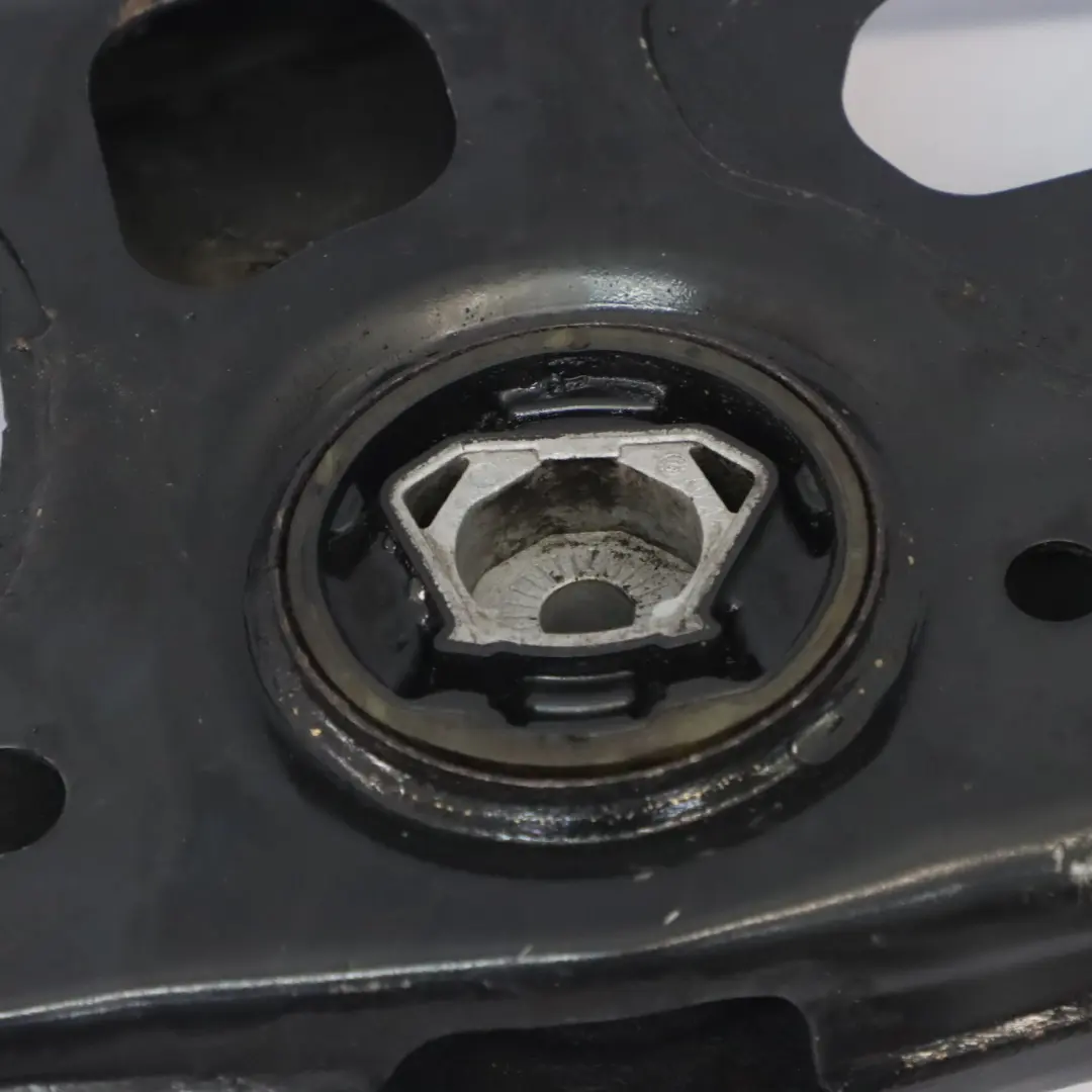 Soporte de bastidor auxiliar del eje delantero para Skoda Octavia 5E con número de pieza 5Q0199315Q Skoda Octavia 5E Soporte de bastidor auxiliar del eje delantero - SKU 5Q0199315Q - Número de pieza 5Q0199315Q