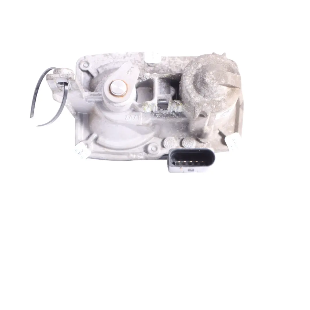 8Y Motore Attuatore Flap Di Scarico per Audi A4 A5 A6 A7 A8 Q5 Q7 Q8 S3 con numero di parte 5Q0253692B Audi A4 A5 A6 A7 A8 Q5 Q7 Q8 S3 8Y Motore Attuatore Flap Di Scarico - SKU 5Q0253692B - Numero di parte 5Q0253692B