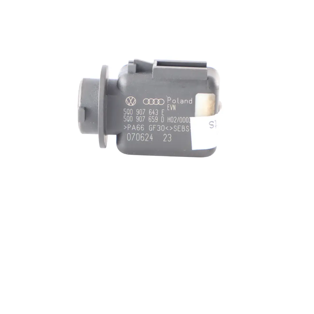 Audi A3 8V Air Quality Sensor Air Vent Emission Sensor Unit - SKU 5Q0907643E - Part number 5Q0907643E