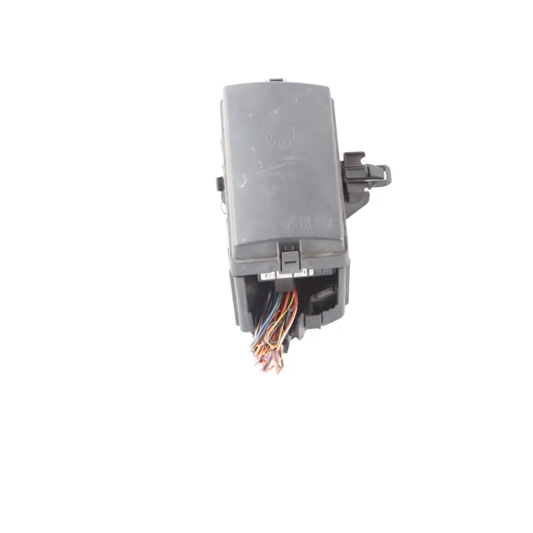 SAM Relay Fuse Box Module Control Unit ECU to Audi A3 8V with Part number 5Q0937125H Audi A3 8V SAM Relay Fuse Box Module Control Unit ECU - SKU 5Q0937125H - Part number 5Q0937125H