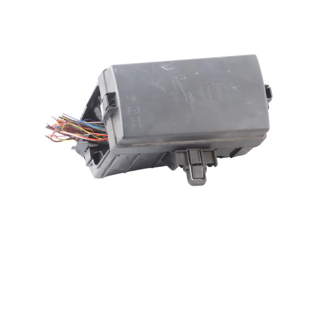 SAM Relay Fuse Box Module Control Unit ECU to Audi A3 8V with Part number 5Q0937125H Audi A3 8V SAM Relay Fuse Box Module Control Unit ECU - SKU 5Q0937125H - Part number 5Q0937125H