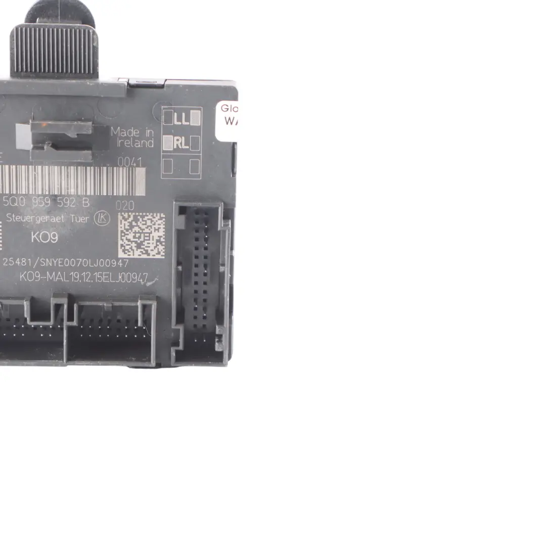 Front Door Module Control Unit Module Right O/S ECU to Audi A3 8V with Part number 5Q0959592E Audi A3 8V Front Door Module Control Unit Module Right O/S ECU - SKU 5Q0959592E - Part number 5Q0959592E