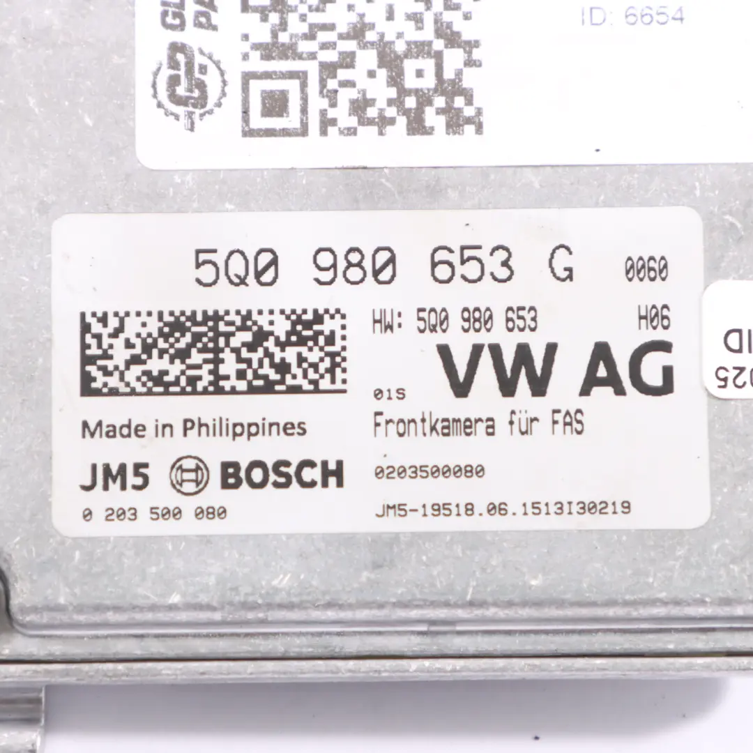 Kamera Asystent Pasa Ruchu Przód do Audi TT FV o numerze 5Q0980653G Audi TT FV Kamera Asystent Pasa Ruchu Przód - SKU 5Q0980653G - Numer Części 5Q0980653G