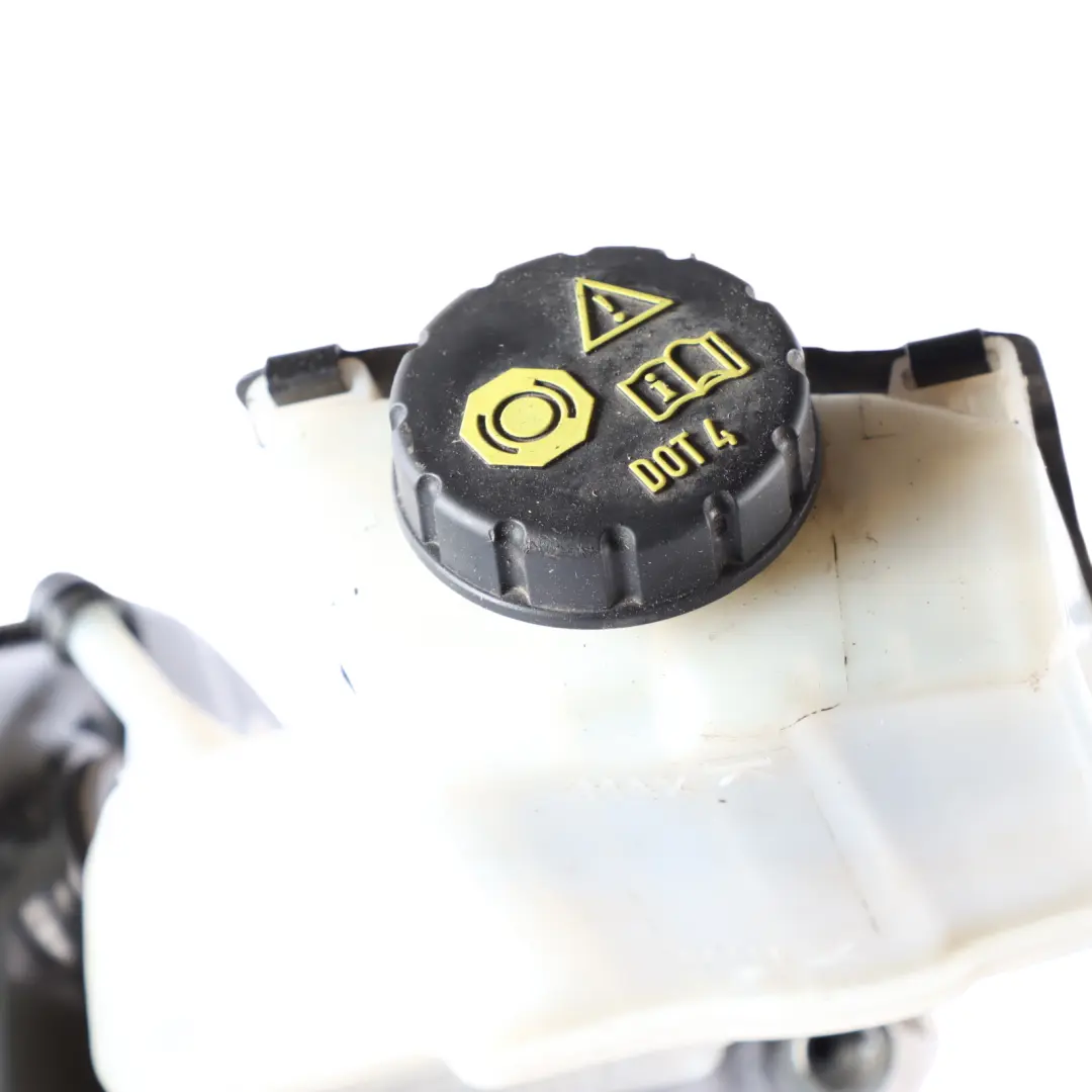 Brake Servo Booster Master Cylinder Unit to Audi A3 8V with Part number 5Q2614105BS Audi A3 8V Brake Servo Booster Master Cylinder Unit - SKU RHD-5Q2614105BS - Part number 5Q2614105BS