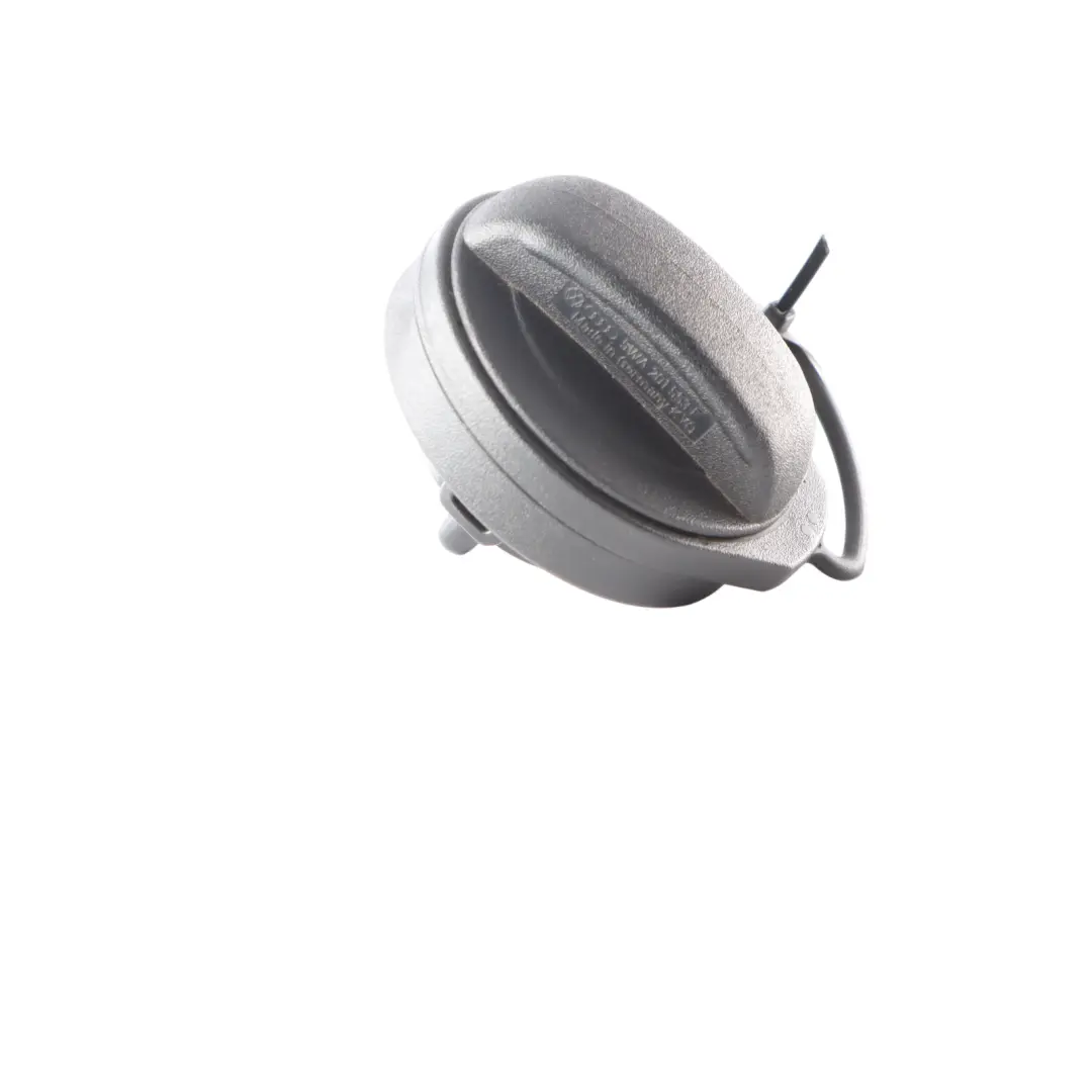 Tappo Vite Bocchettone Riempimento Serbatoio Carburante per Audi A3 8V con numero di parte 5WA201553F Audi A3 8V Tappo Vite Bocchettone Riempimento Serbatoio Carburante - SKU 5WA201553F - Numero di parte 5WA201553F