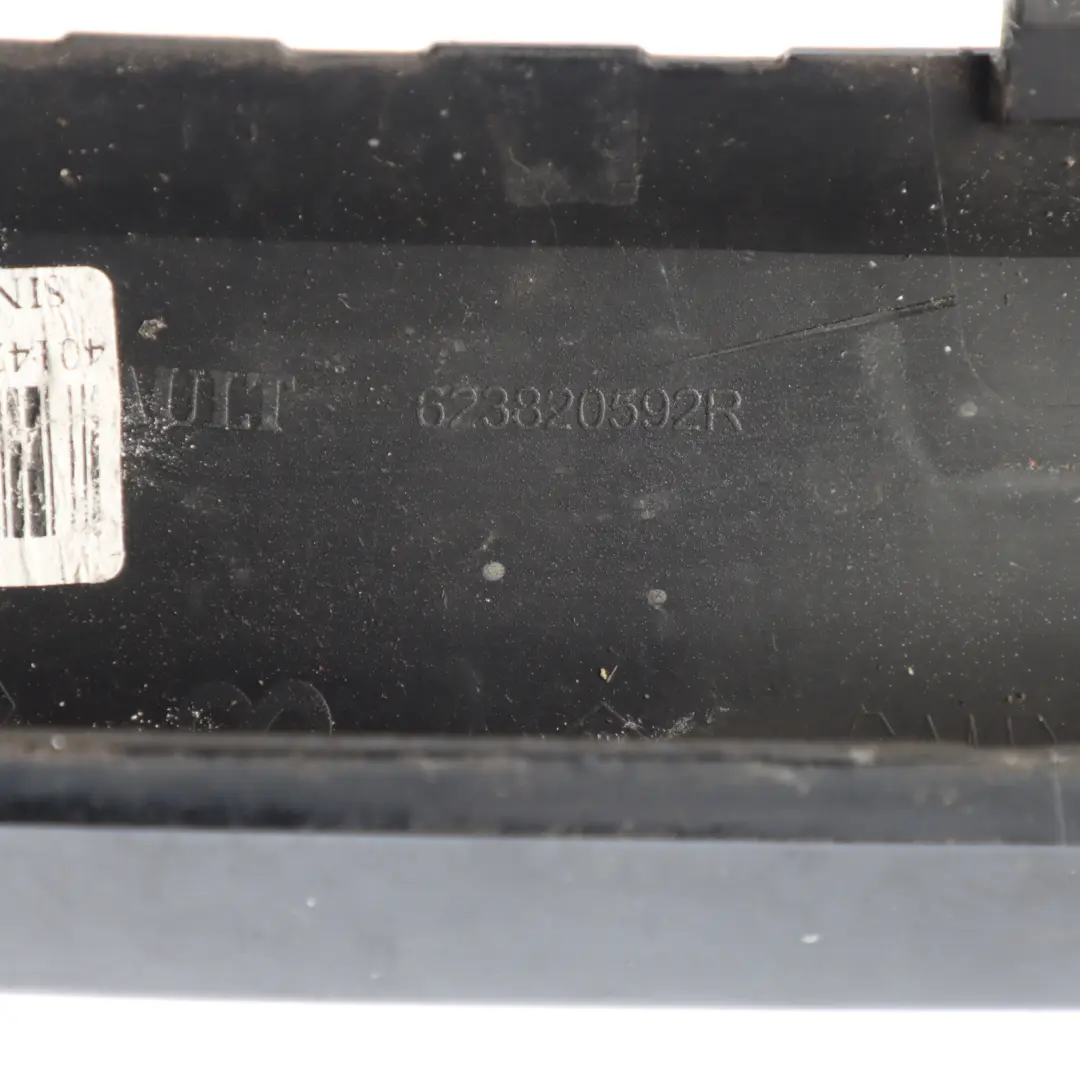 Front Bumper Grille Centre Upper Trim Panel Covering to Renault Captur with Part number 623820592R Renault Captur Front Bumper Grille Centre Upper Trim Panel Covering - SKU 623820592R - Part number 623820592R