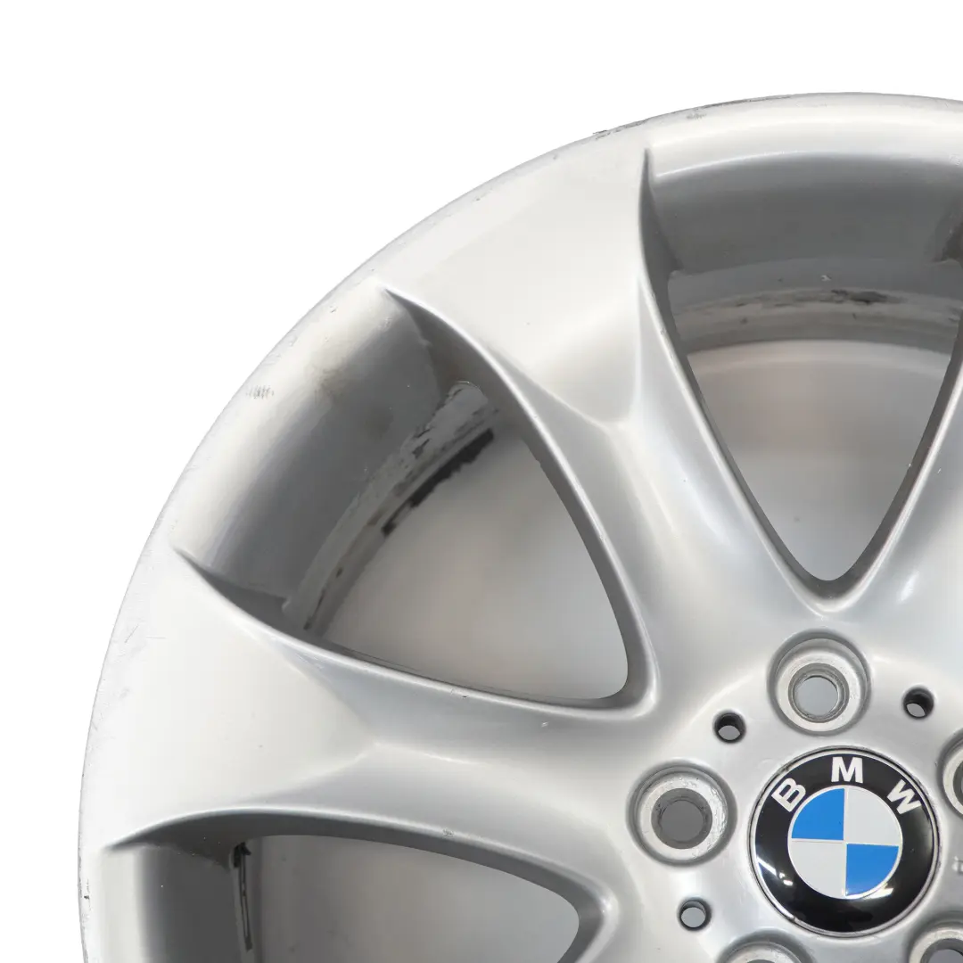 Frontale Argento Cerchi AlluMini o 20 " 9,5J ET: 45 Raggi V 168 per BMW X5 E53 con numero di parte 6766068 BMW X5 E53 Frontale Argento Cerchi AlluMini o 20 " 9,5J ET: 45 Raggi V 168 - SKU 6766068-1 - Numero di parte 6766068