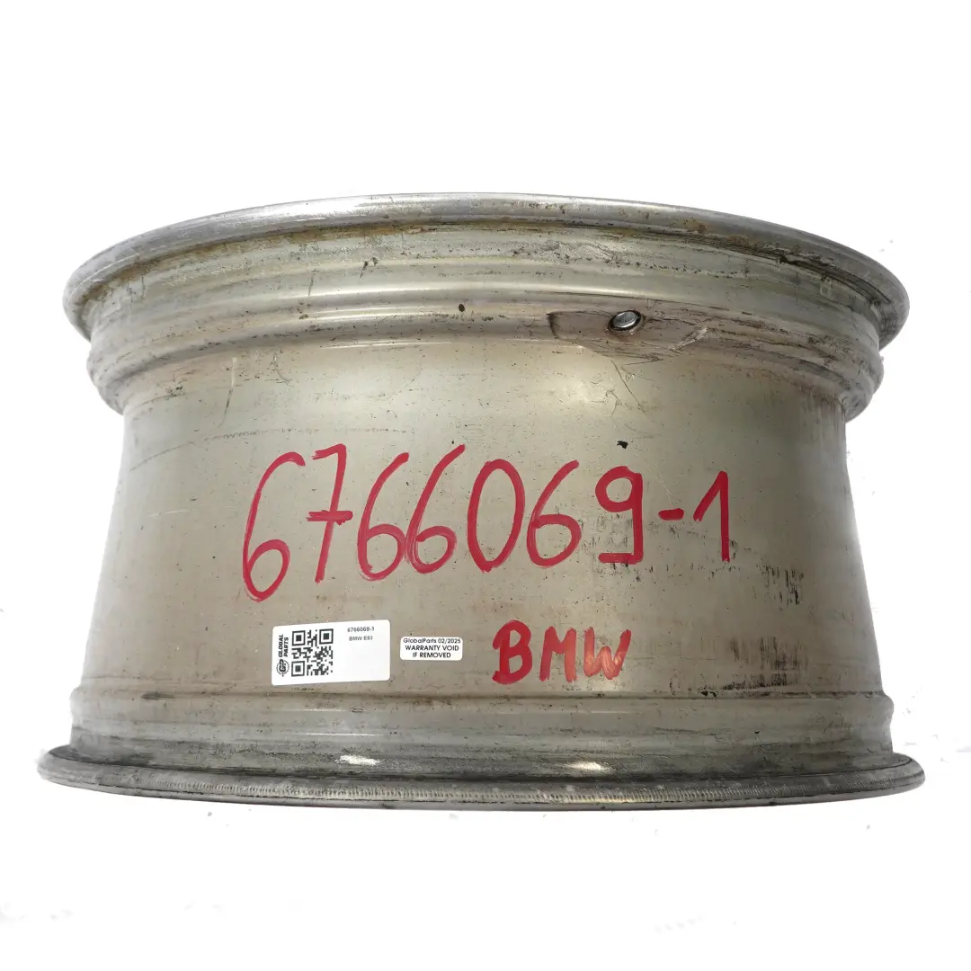 Cerchio posteriore lega argento 20" ET:30 10,5J V-Spoke 168 per BMW X5 E53 con numero di parte 6766069 BMW X5 E53 Cerchio posteriore lega argento 20" ET:30 10,5J V-Spoke 168 - SKU 6766069-1 - Numero di parte 6766069