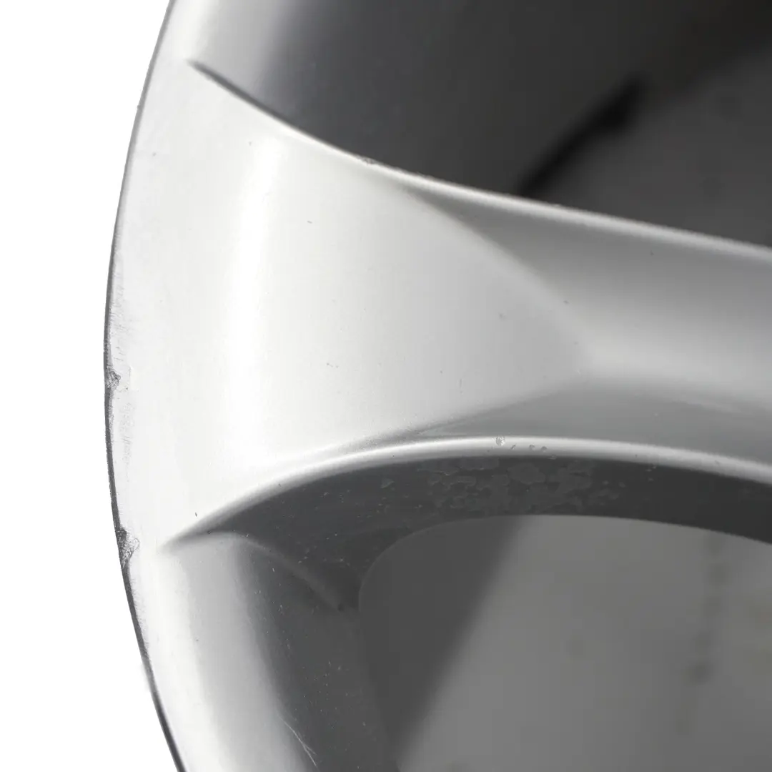 Cerchio posteriore lega argento 20" ET:30 10,5J V-Spoke 168 per BMW X5 E53 con numero di parte 6766069 BMW X5 E53 Cerchio posteriore lega argento 20" ET:30 10,5J V-Spoke 168 - SKU 6766069-1 - Numero di parte 6766069