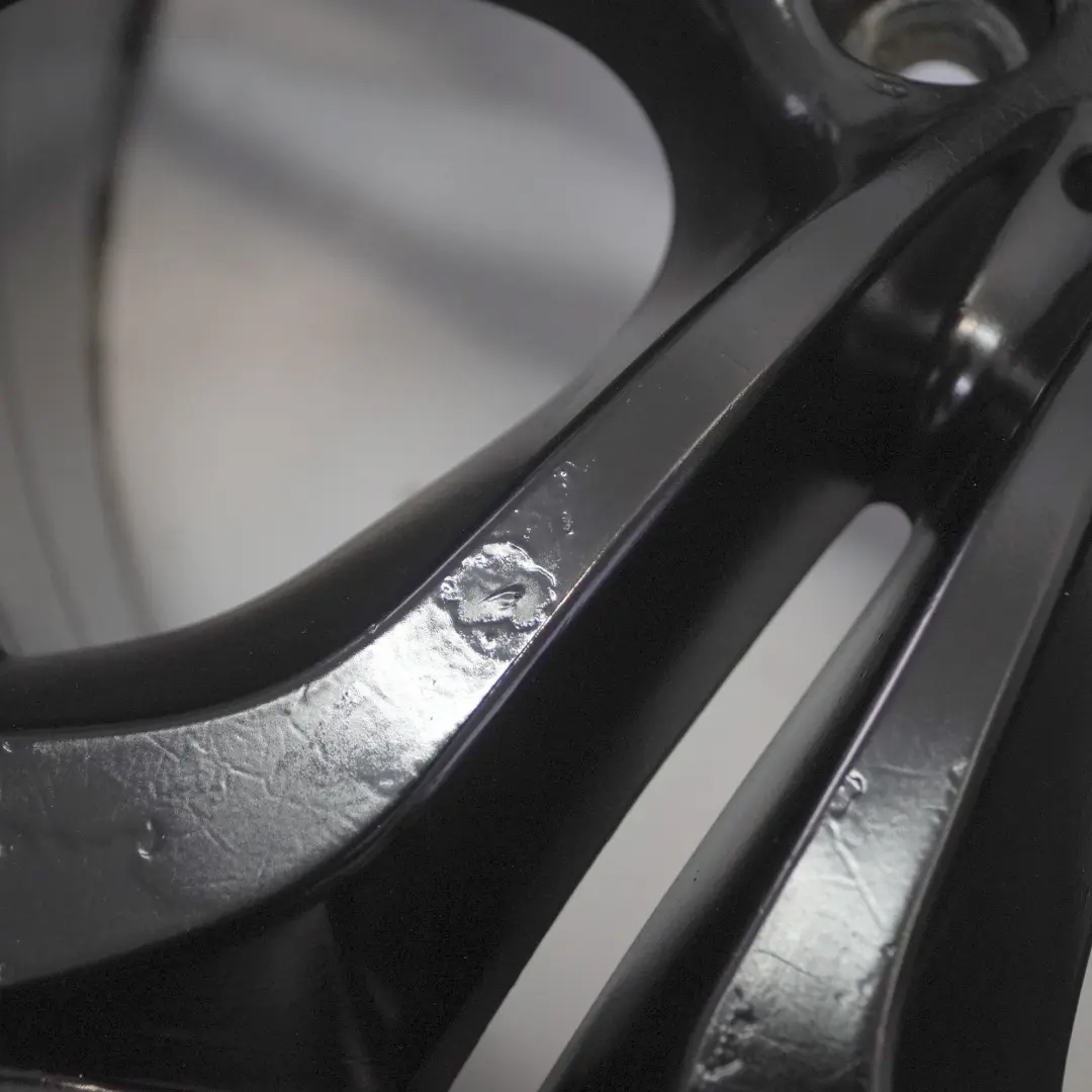 Cerchio Anteriore In Lega Nera 20" 10J ET:40 Y Raggi 336 per BMW X5 E70 con numero di parte 6788010 BMW X5 E70 Cerchio Anteriore In Lega Nera 20" 10J ET:40 Y Raggi 336 - SKU 6788010-2 - Numero di parte 6788010