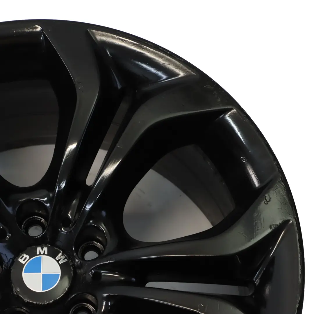 Cerchio In Lega Nera Posteriore 20" 11J ET:37 Y Raggi 336 per BMW X5 E70 con numero di parte 6788011 BMW X5 E70 Cerchio In Lega Nera Posteriore 20" 11J ET:37 Y Raggi 336 - SKU 6788011-2 - Numero di parte 6788011