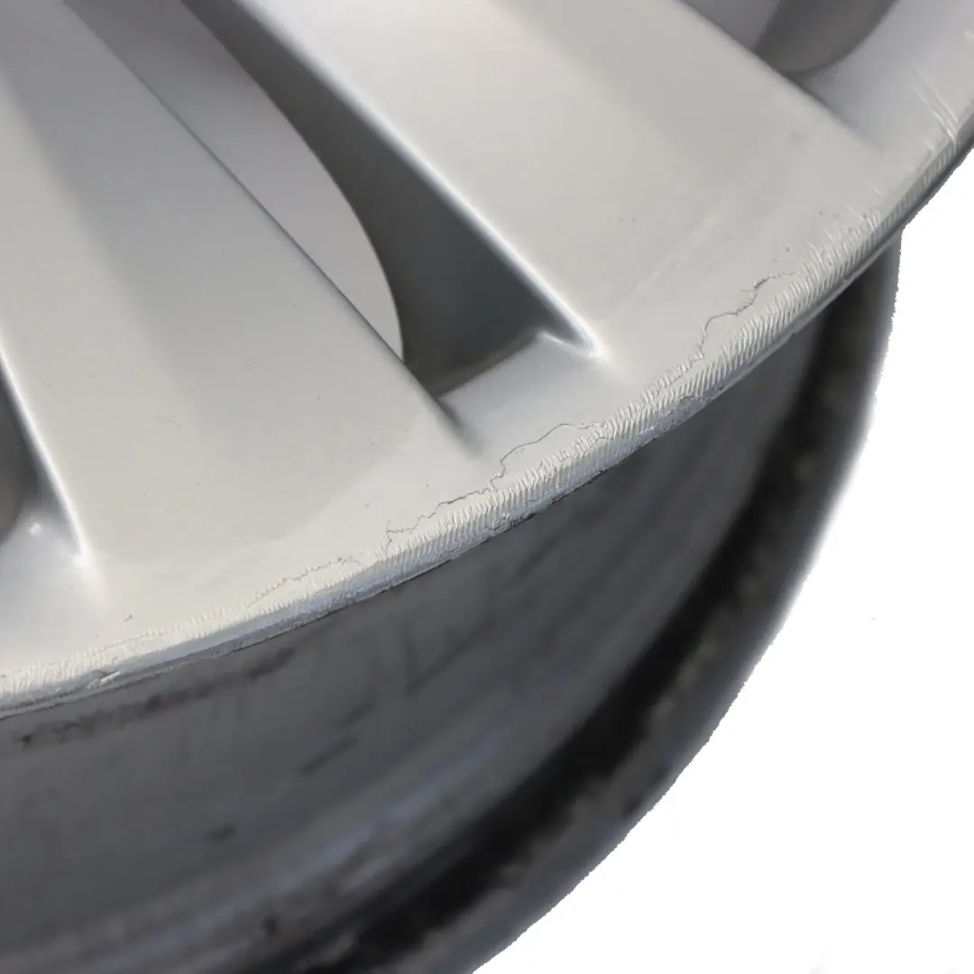 Srebrna Felga Aluminiowa 20" 316 8,5J ET:25 do BMW F01 F07 o numerze 6788705 BMW F01 F07 Srebrna Felga Aluminiowa 20" 316 8,5J ET:25 - SKU 6788705-1 - Numer Części 6788705