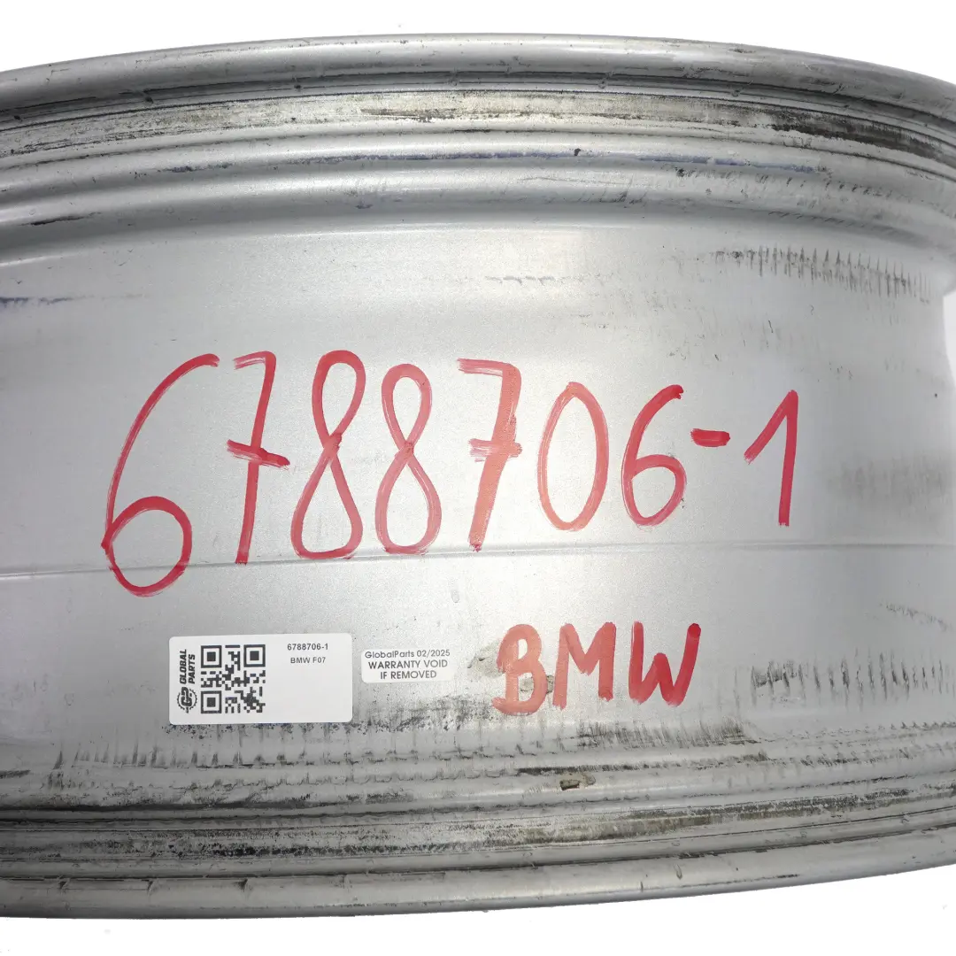 Srebrna Felga Aluminiowa 20" 316 10J ET:41 do BMW F01 F07 o numerze 6788706 BMW F01 F07 Srebrna Felga Aluminiowa 20" 316 10J ET:41 - SKU 6788706-1 - Numer Części 6788706