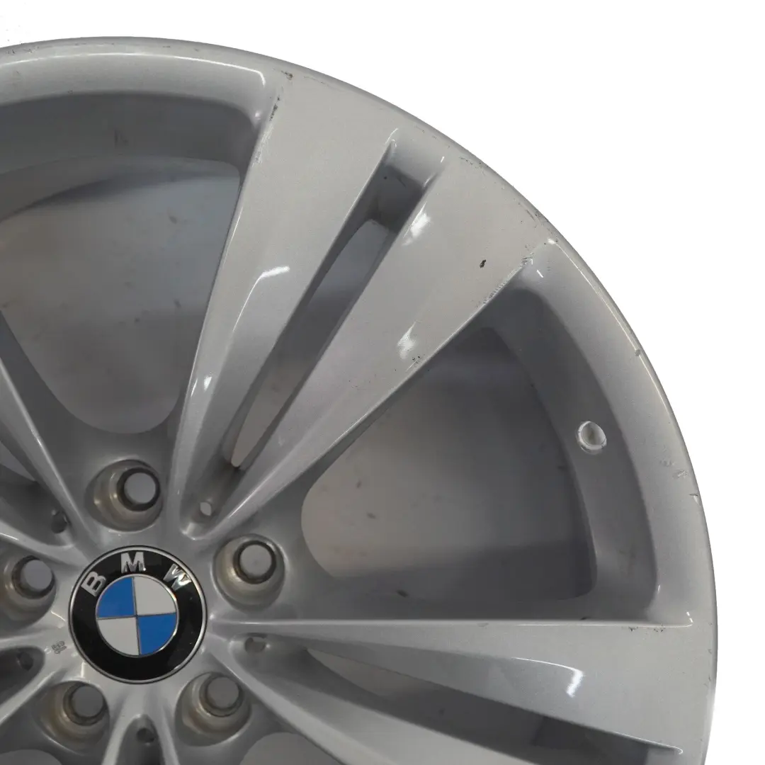 Srebrna Felga Aluminiowa 20" 316 10J ET:41 do BMW F01 F07 o numerze 6788706 BMW F01 F07 Srebrna Felga Aluminiowa 20" 316 10J ET:41 - SKU 6788706-1 - Numer Części 6788706