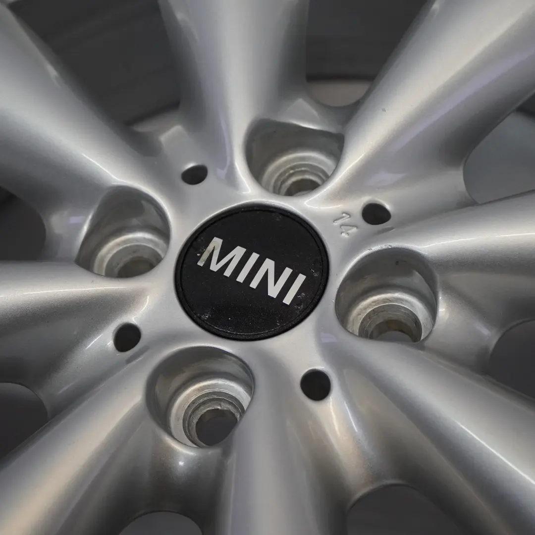 Mini Cooper R55 R56 R57 Argent Jante Alliage 17" 7J ET:48 Rayons Coniques 121 - SKU 6791945-2 - Numéro de pièce 6791945