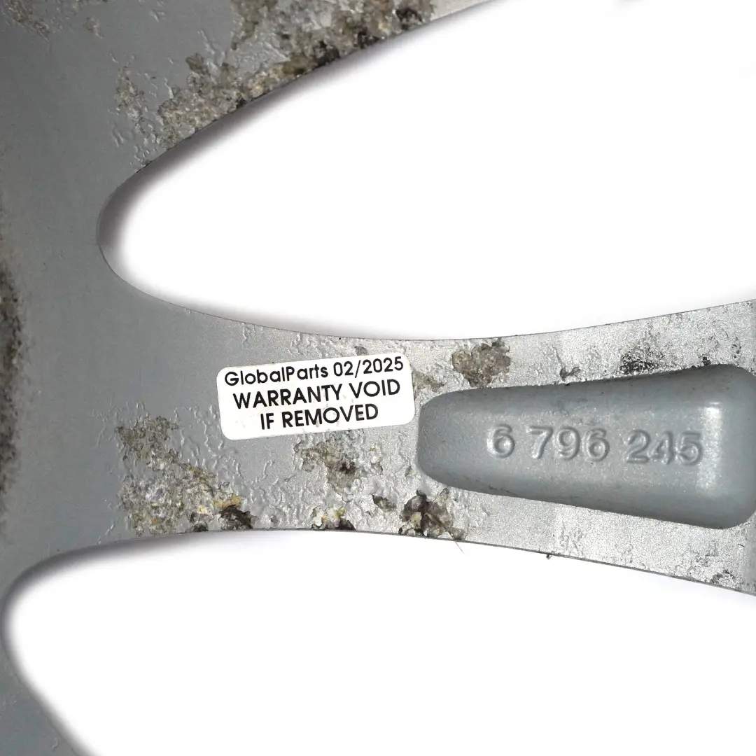 Alloy Wheel Rim 17" 8,5J ET:47 V-Spoke 395 to BMW F30 F31 F32 Rear Silver with Part number 6796245 BMW F30 F31 F32 Rear Silver Alloy Wheel Rim 17" 8,5J ET:47 V-Spoke 395 - SKU 6796245-3 - Part number 6796245