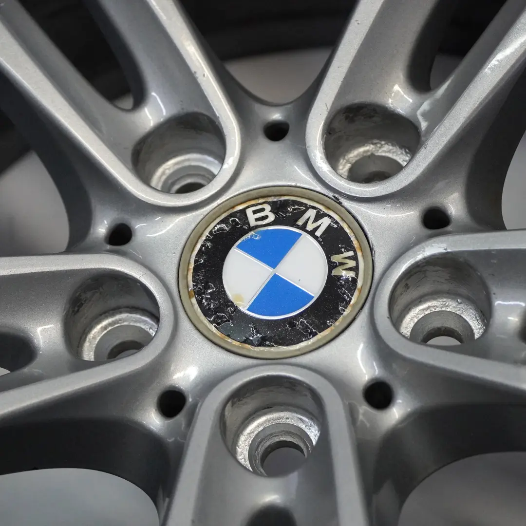 Jante argentée alliage 18" Double Spoke 397 ET:34 8J pour BMW F30 F31 F32 F33 à propos du numéro de pièce 6796247 BMW F30 F31 F32 F33 Jante argentée alliage 18" Double Spoke 397 ET:34 8J - SKU 6796247-3 - Numéro de pièce 6796247