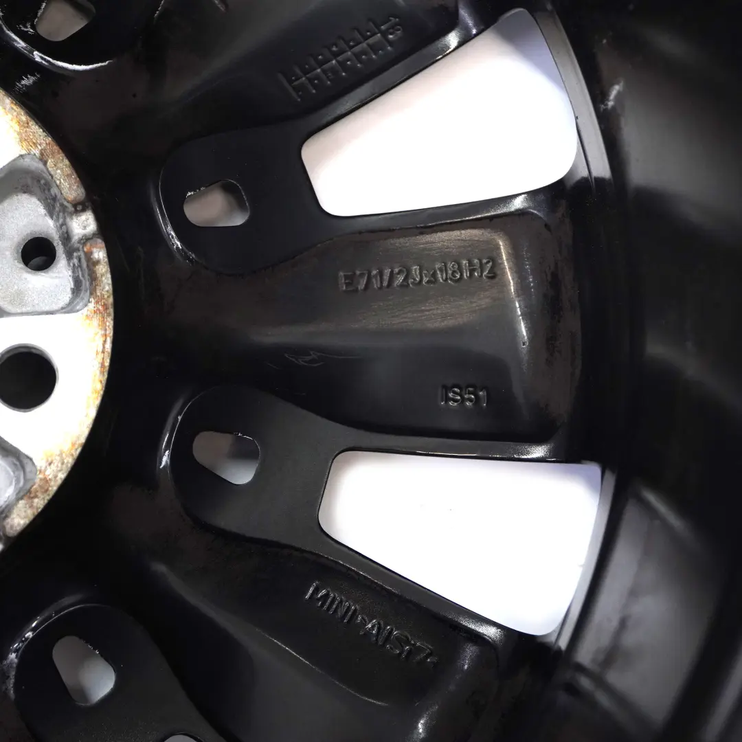 Cerchio in lega nero 18" Pin Spoke 533 7,5J ET:51 per Mini Countryman F60 con numero di parte 6856034 Mini Countryman F60 Cerchio in lega nero 18" Pin Spoke 533 7,5J ET:51 - SKU 6856034-1 - Numero di parte 6856034