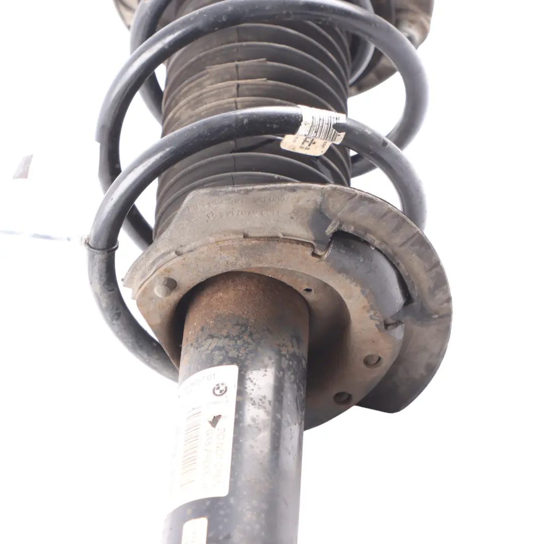 Front Strut Shock Absorber Left Right N/O/S to BMW F33 with Part number 6868657 BMW F33 Front Strut Shock Absorber Left Right N/O/S - SKU 6868657 - Part number 6868657