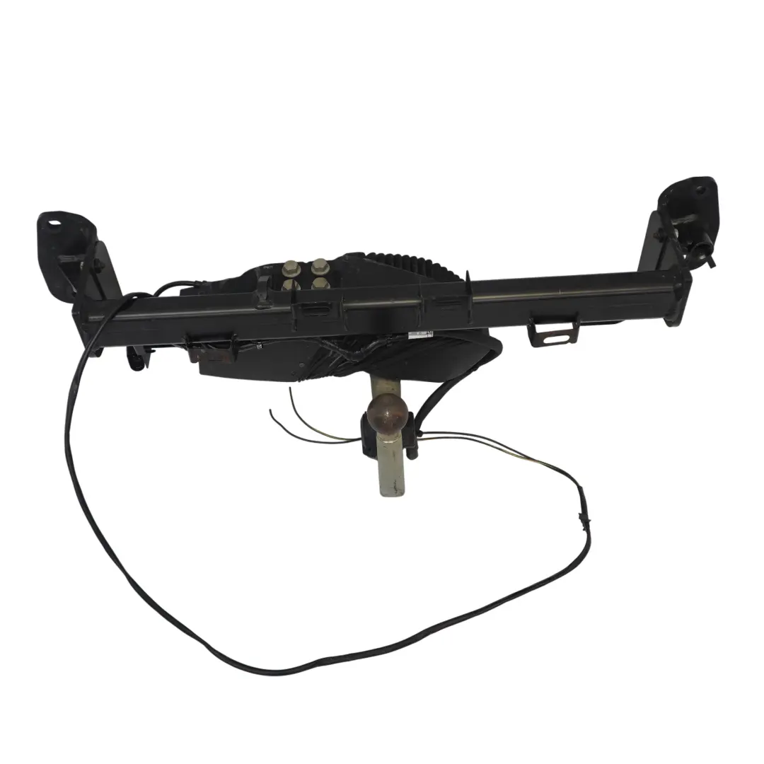 Westfalia Gancio Di Traino Elettrico Staccabile Gancio Per Rimorchio per BMW F30 F31 con numero di parte 6883983 BMW F30 F31 Westfalia Gancio Di Traino Elettrico Staccabile Gancio Per Rimorchio - SKU 6883983-4 - Numero di parte 6883983