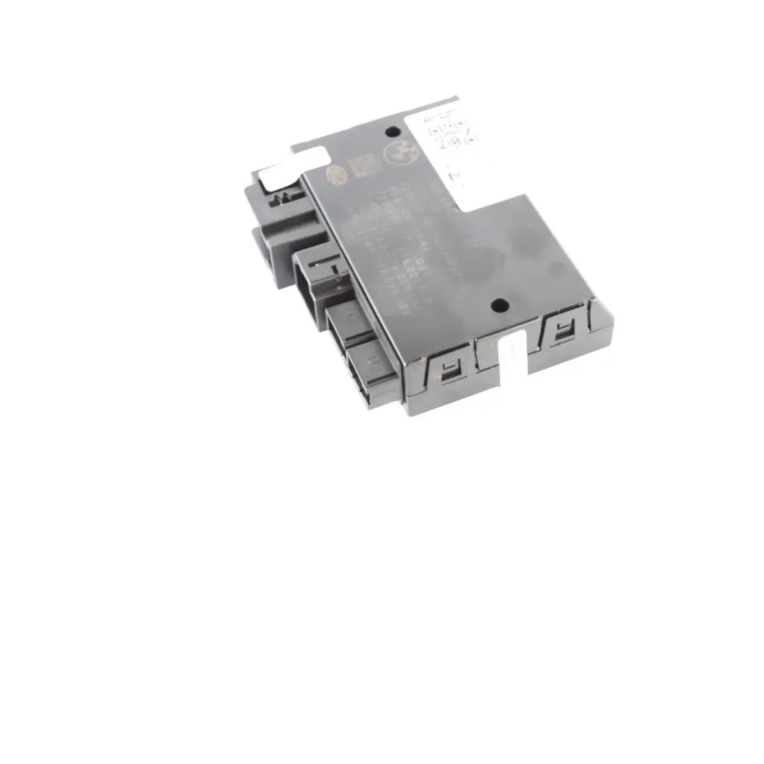 Towing Hitch Trailer Hook Module Control Unit ECU to BMW X5 F15 with Part number 6889589 BMW X5 F15 Towing Hitch Trailer Hook Module Control Unit ECU - SKU 6889589 - Part number 6889589