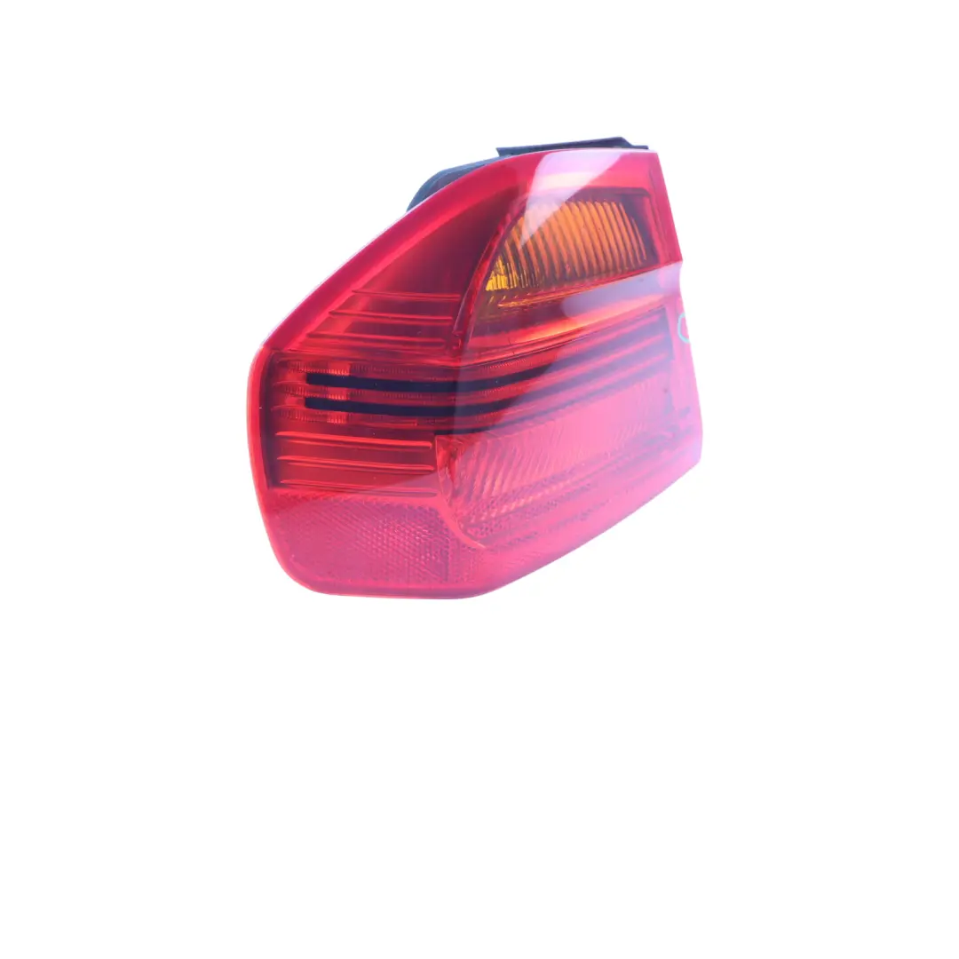 Lampa W Błotnik Lewy Tył Tylna do BMW E90 o numerze 6937457 BMW E90 Lampa W Błotnik Lewy Tył Tylna - SKU 6937457 - Numer Części 6937457