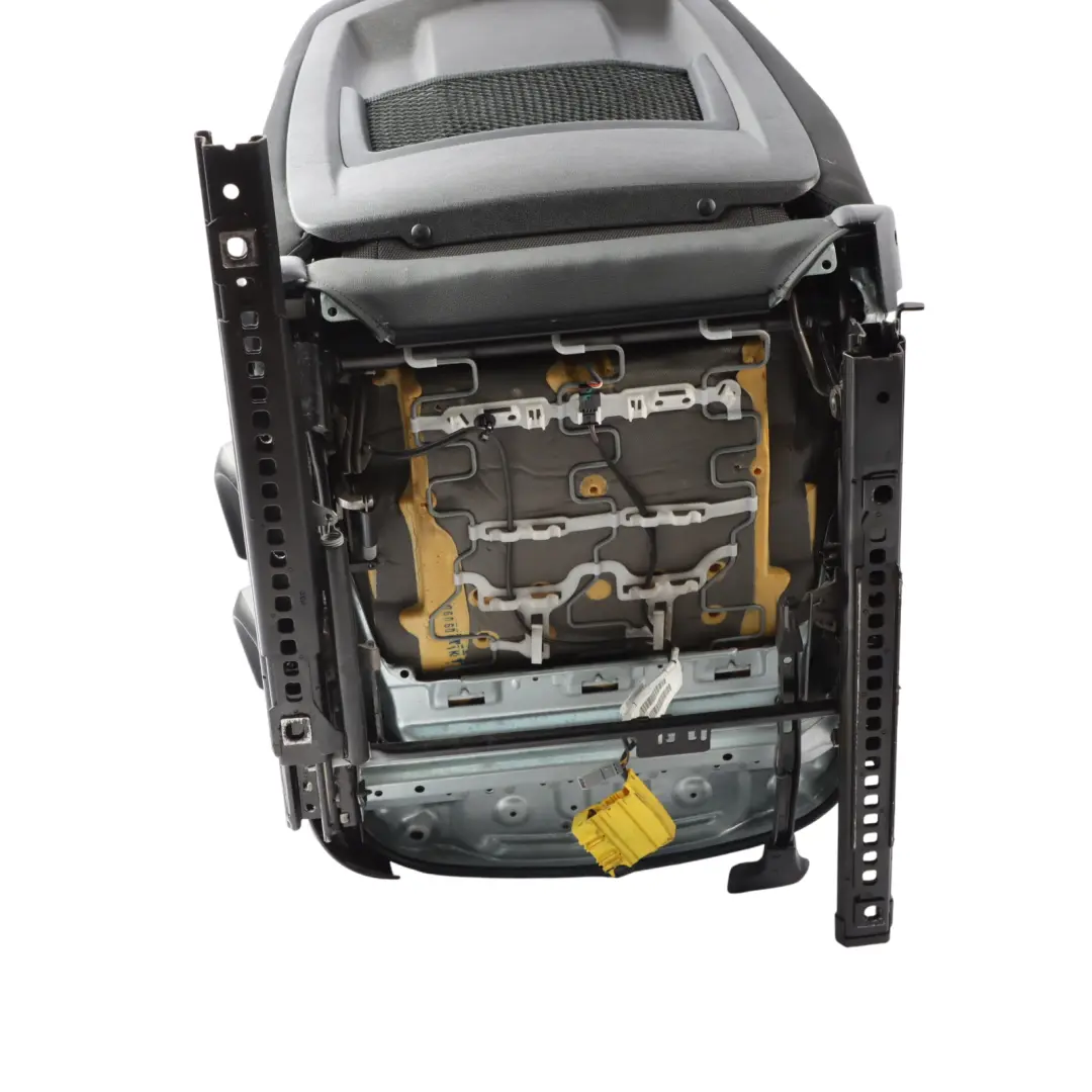 BMW 1 E87 Reference Reste Tissu a L'Avant Gauche Siege Network Anthracite - SKU 6970531-1 - Numéro de pièce 6970531