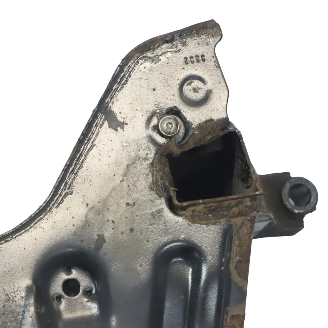 Supporto traversa supporto telaio ausiliario anteriore D per Audi A1 8X con numero di parte 6R0199315A Audi A1 8X Supporto traversa supporto telaio ausiliario anteriore D - SKU 6R0199315A - Numero di parte 6R0199315A