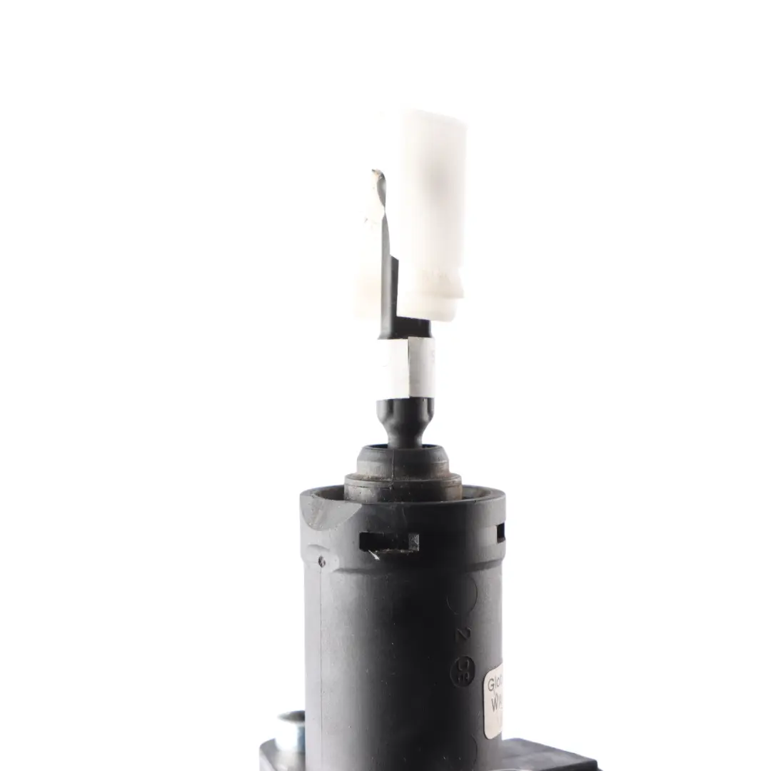 Kupplungsgeber Generator Zylinder 6R0721388A für Audi A1 8X Volkswagen Polo 6R mit Teilenummer 6R0721405A Audi A1 8X Volkswagen Polo 6R Kupplungsgeber Generator Zylinder 6R0721388A - SKU 6R0721405A - Teilenummer 6R0721405A