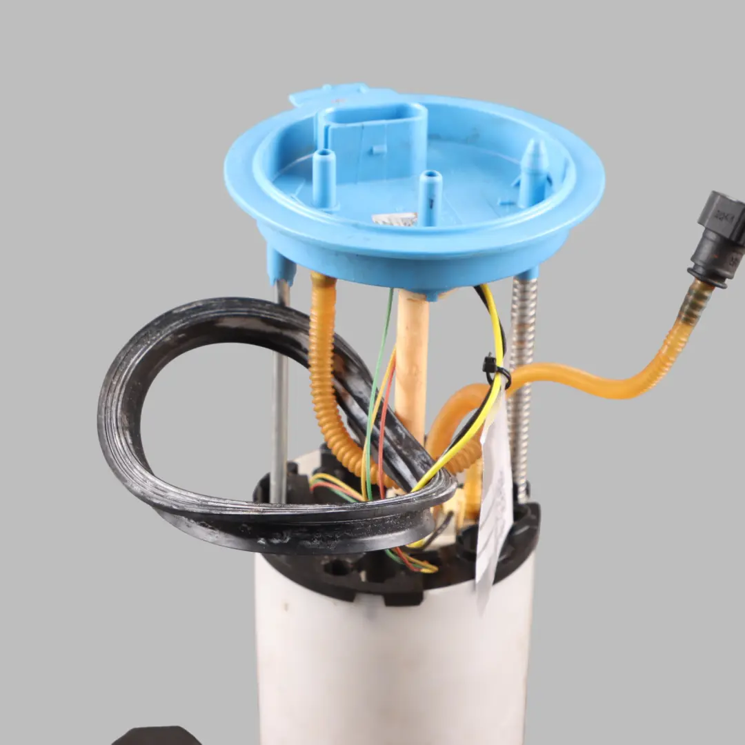 CWZA Serbatoio Carburante Pompa Sender per Audi A1 8X 2.0 TFSI con numero di parte 6R0919051K Audi A1 8X 2.0 TFSI CWZA Serbatoio Carburante Pompa Sender - SKU 6R0919051K - Numero di parte 6R0919051K